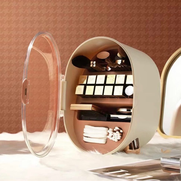 Other - **Last one available**- Makeup Storage Beauty Container💄